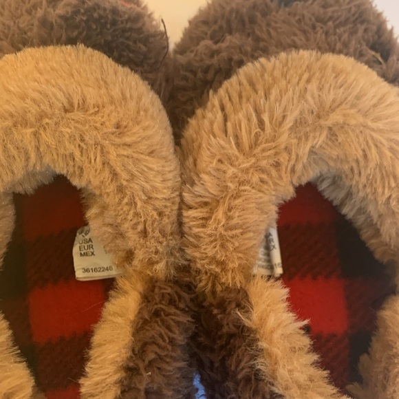 Wonder Nation Fleece Brown Teddy Bear Warm Fuzzy Slippers Boys Girls Size 9/10 - Picture 2 of 5